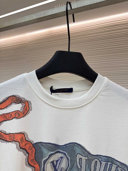 Tricou Louis Vuitton Premium