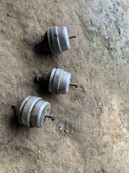 Тампони двигател пасат 5,5.5,ауди а4 б5