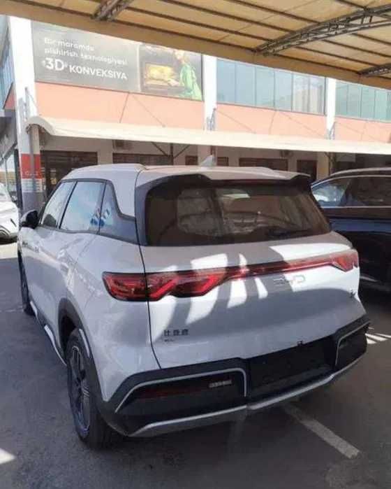 BYD Yuan Up Sotiladi