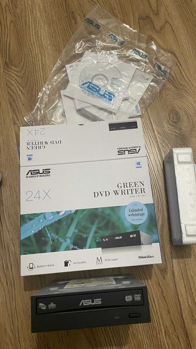 Unitate Optică DVD-RW Asus 24X – Pachet complet (Cutie + CD)