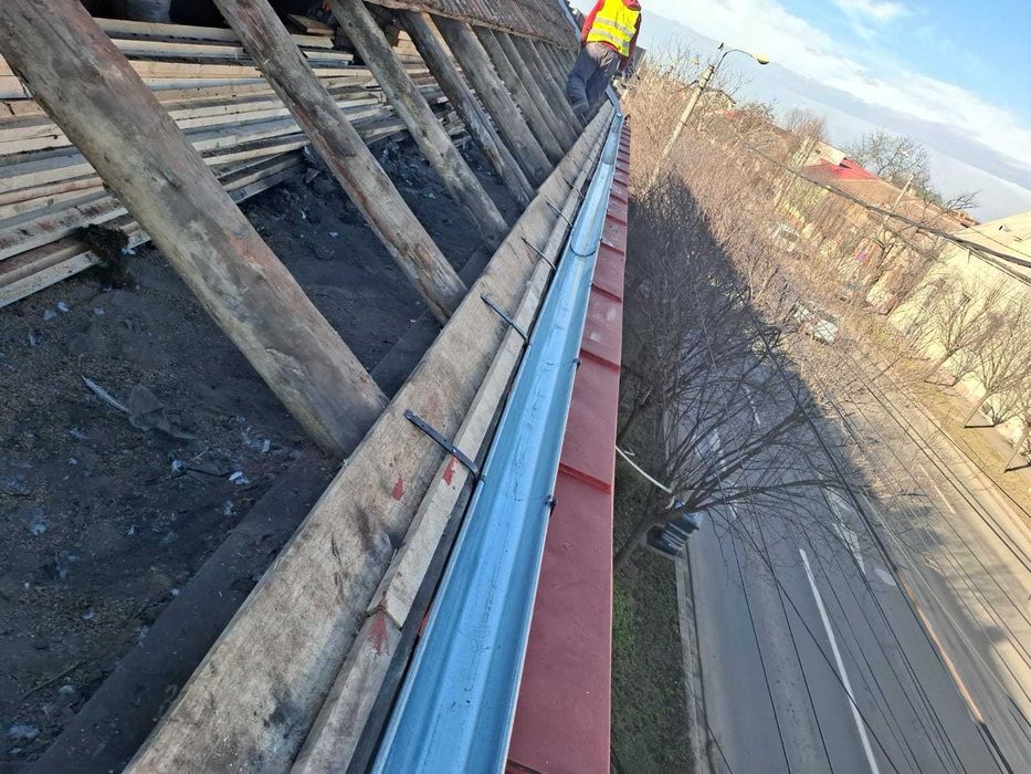 Servicii  și Mentenanță  Acoperișuri din Țiglă pt Asoc. de Proprietari