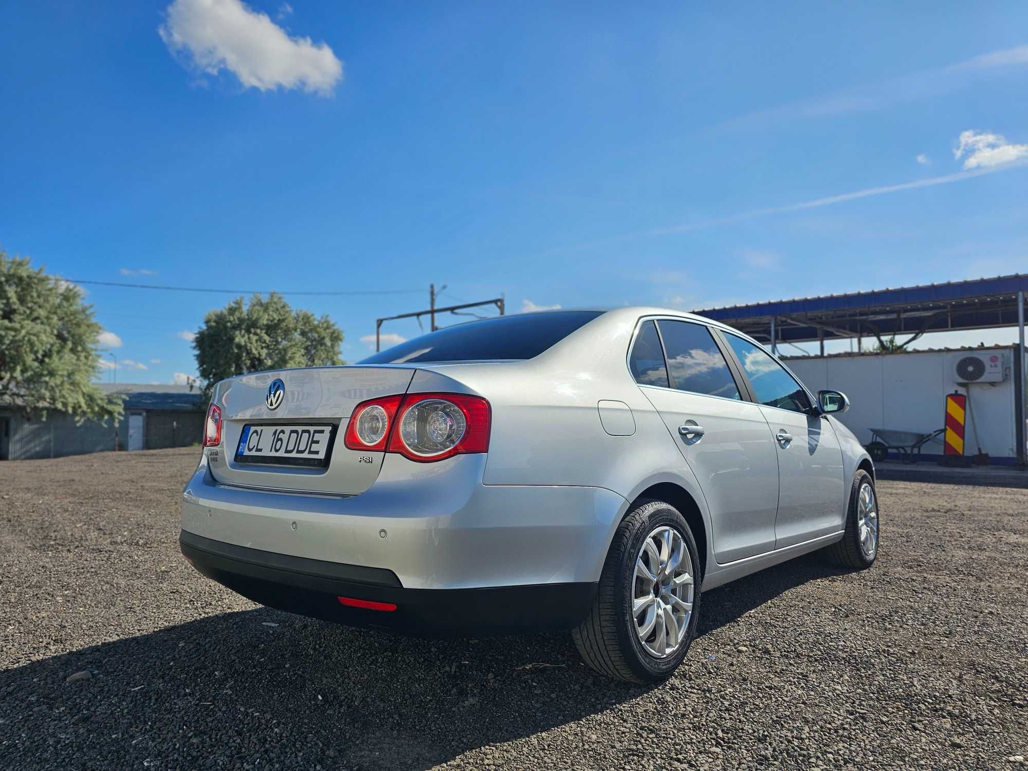 Volkswagen Jetta 1.6 FSI