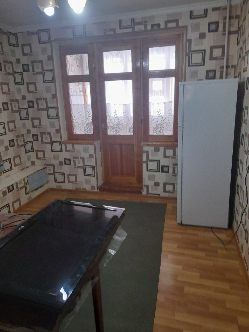 Samarqand shaharda 3 xonali  kvartira 2ta balkon+1 omborxona