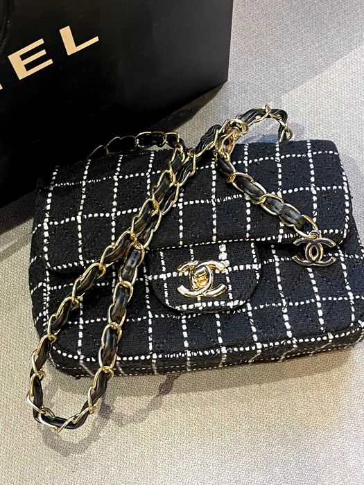 чисто нова чанта черна на шанел уникален подарък дамска chanel