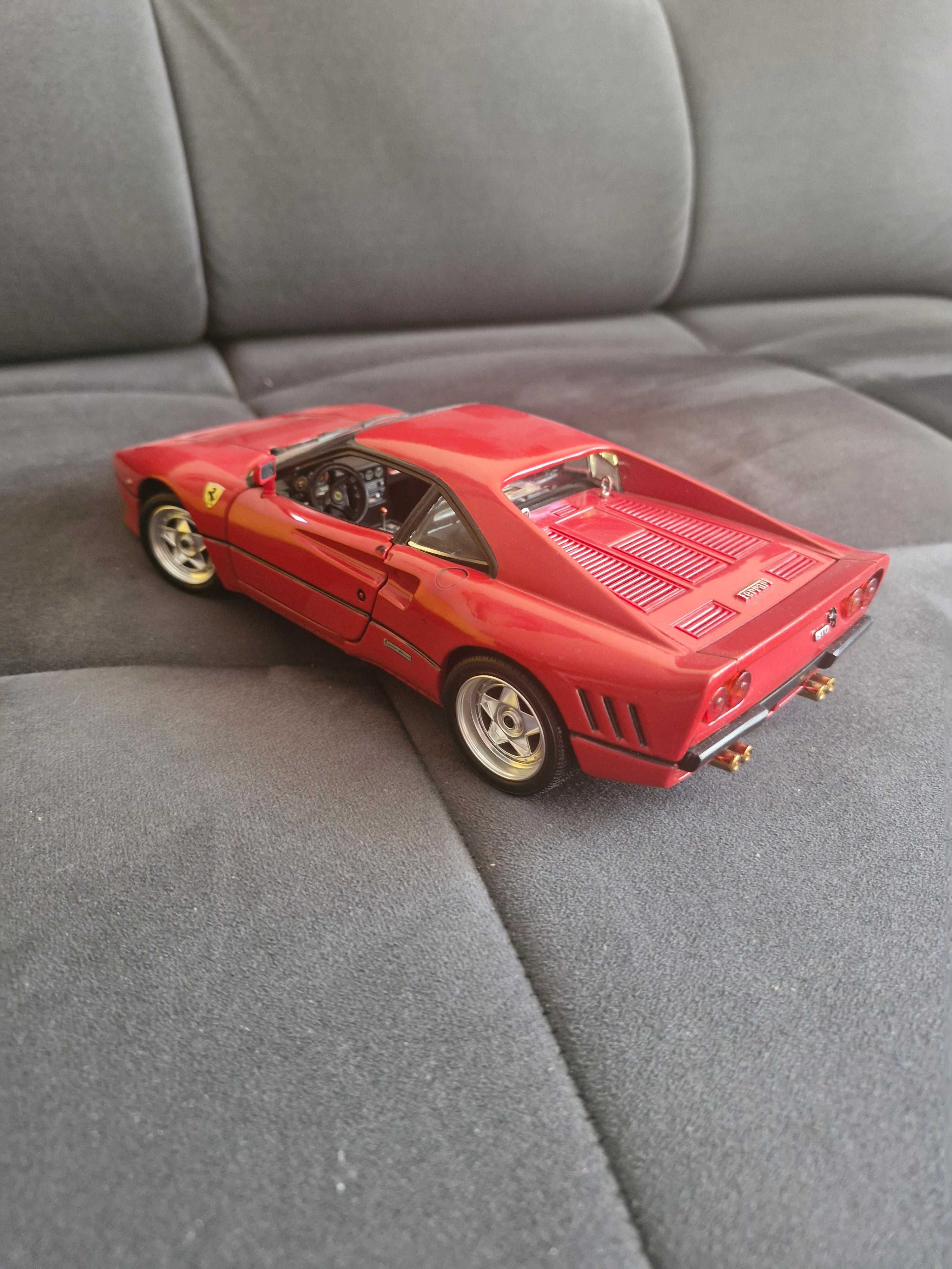 Hot whеels  Ferrari 288 GTO  1/18