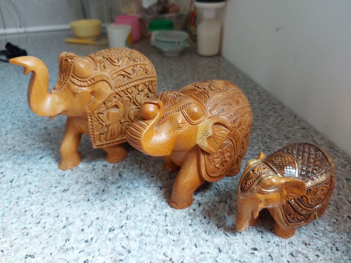 Три слона из Индии