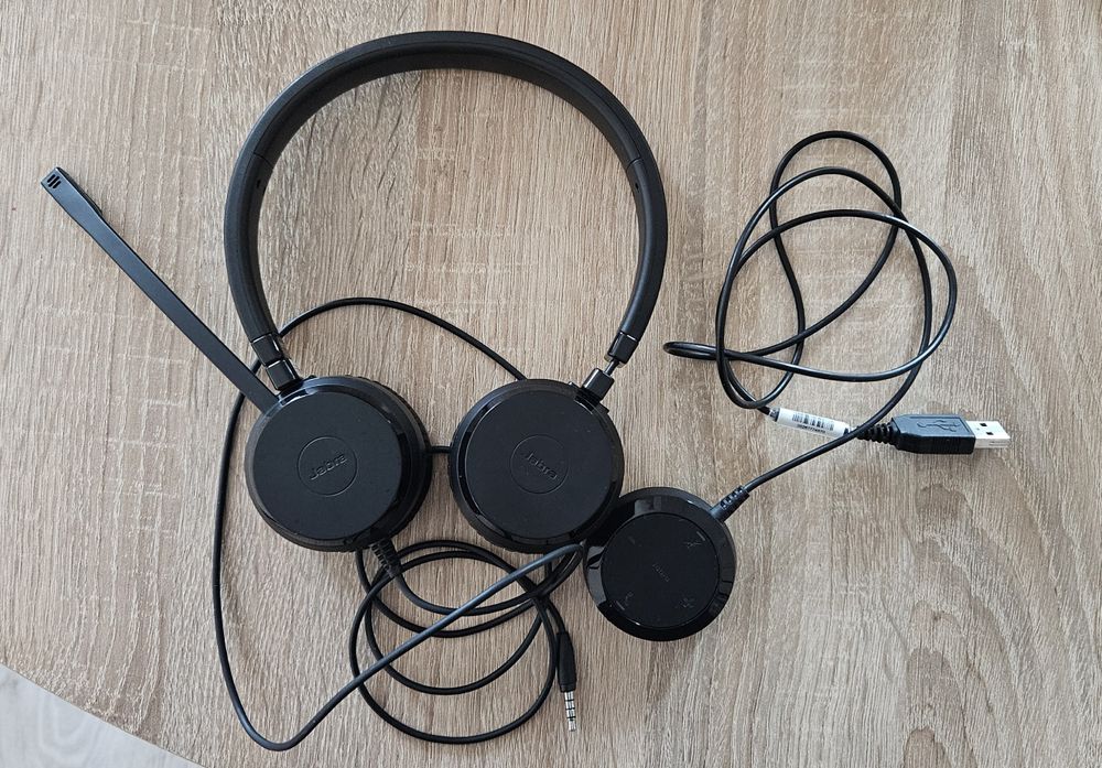 Casti stereo Jabra cu fir, peste ureche, negru