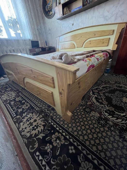 Продам кровать