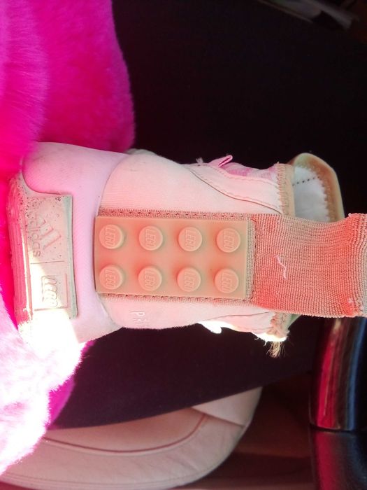 Adidas  Lego за момиче номер 28-29 - 30 лв.