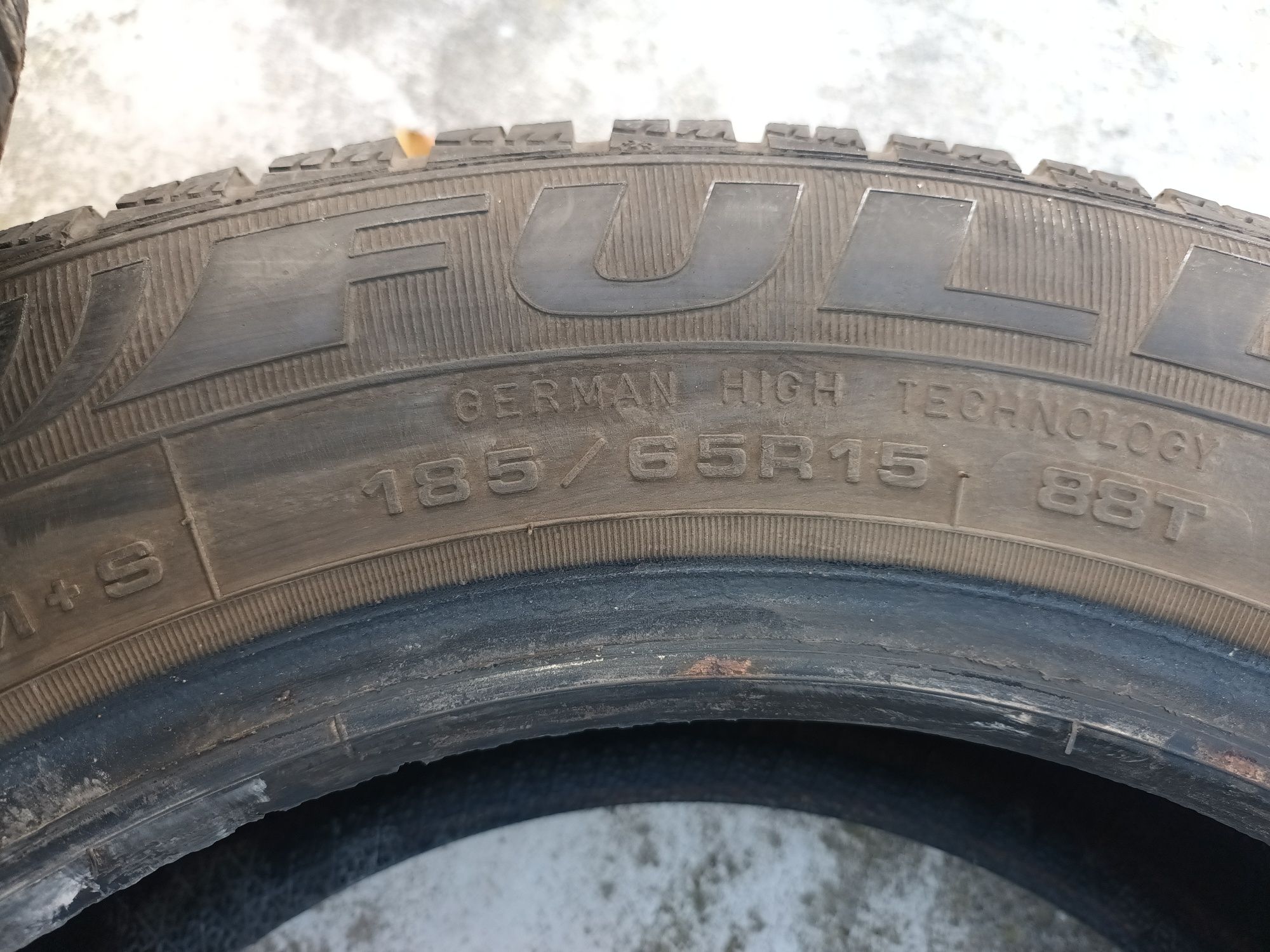 Продавам зимни гуми 185/65 R15