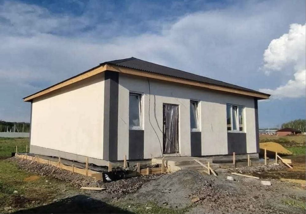 Case pe structura metalica la comanda