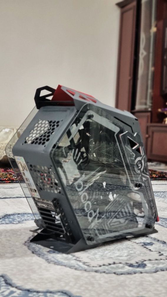 Sotiladi Kuchli Gaming Dizayn Kompyuter