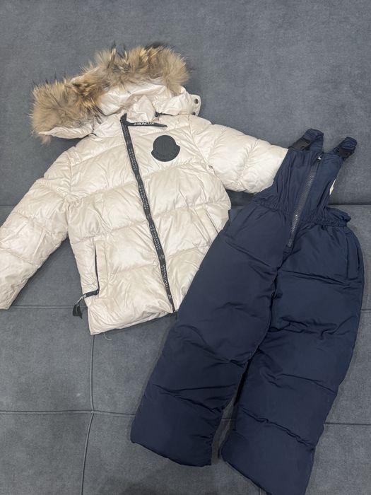 Продам зимний комплект цена 10 тыс,размер 110