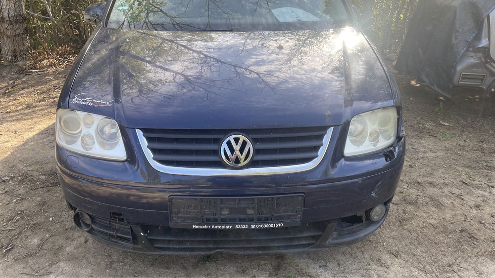 VW Touran 1.6 FSI BAG Туаран 1.6 фси