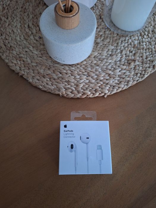Casti telefon Apple Ear Pods cu fir, lighting connector, noi sigilate
