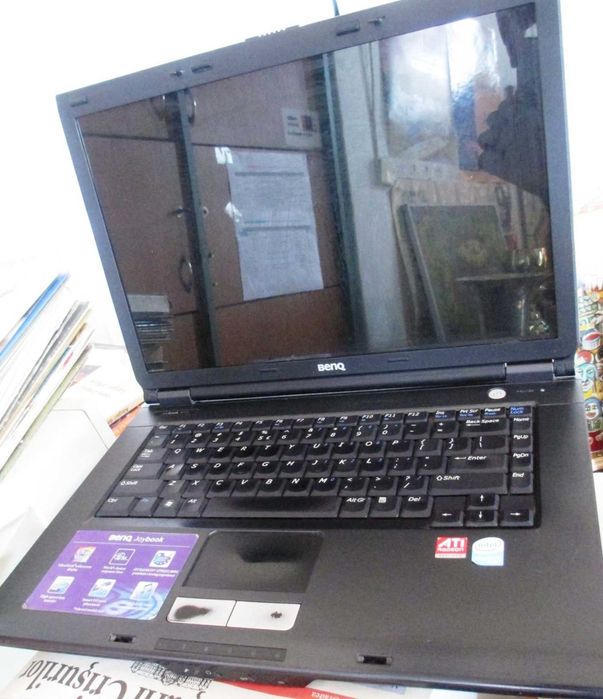 laptop Benq Joybook, stare excelentă