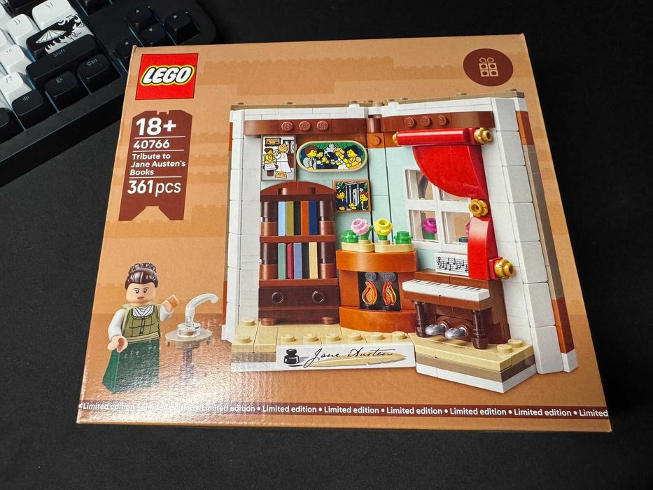 LEGO® Omagiu adus cărților lui Jane Austen (40766) - sigilat