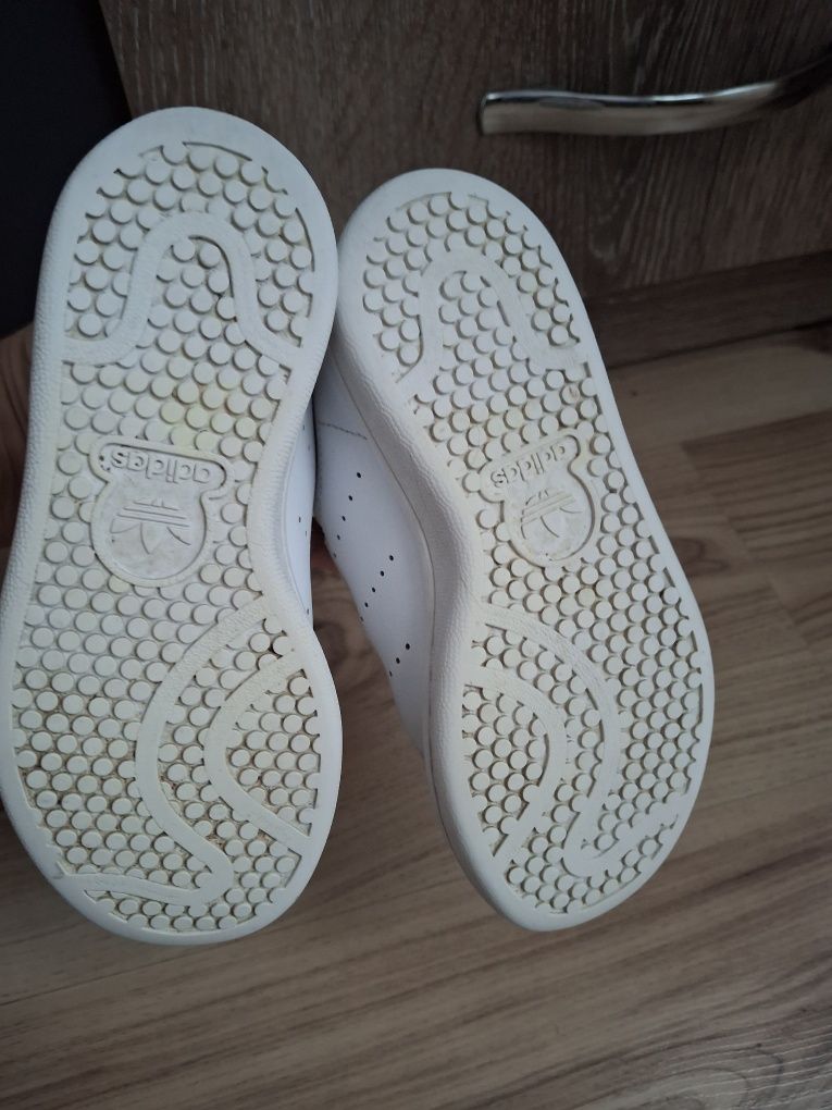 Adidas оригинални маратонки