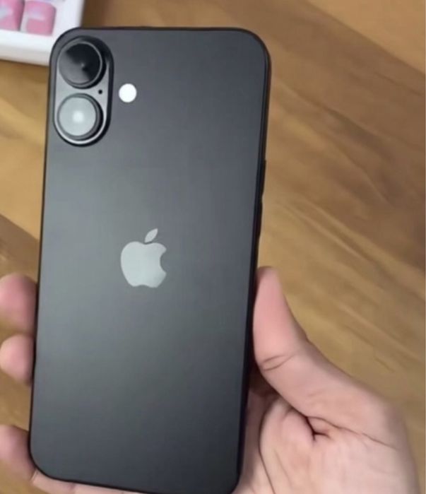 Айфон 16 256 гб.