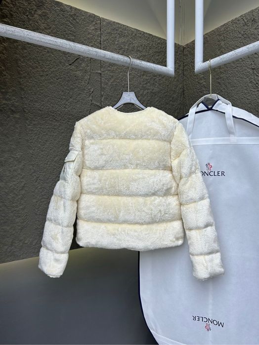 Geaca Moncler , calitatea premium , pe comanda , noua , S