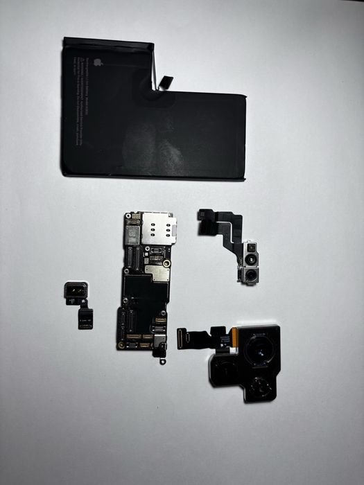Piese Iphone 14 PRO MAX originale, placa de baza, baterie, camere