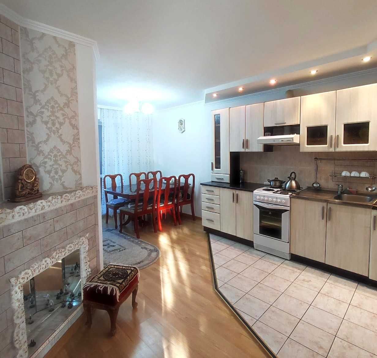 Продам 4 комн. дом с ремонтом и мебелью, 2этажа, по ул. Шахтерской.