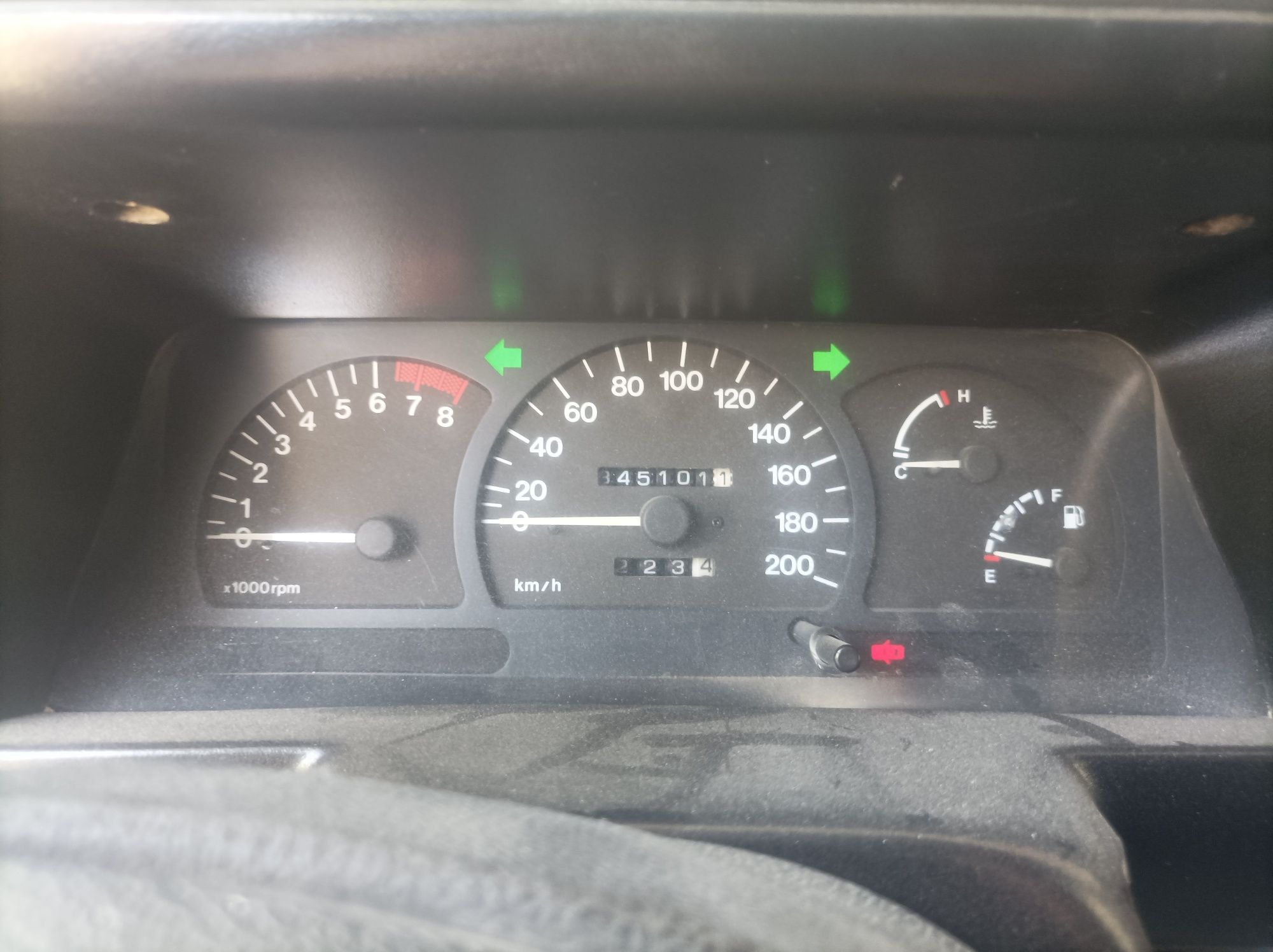 Nexia 1 2001 yil
