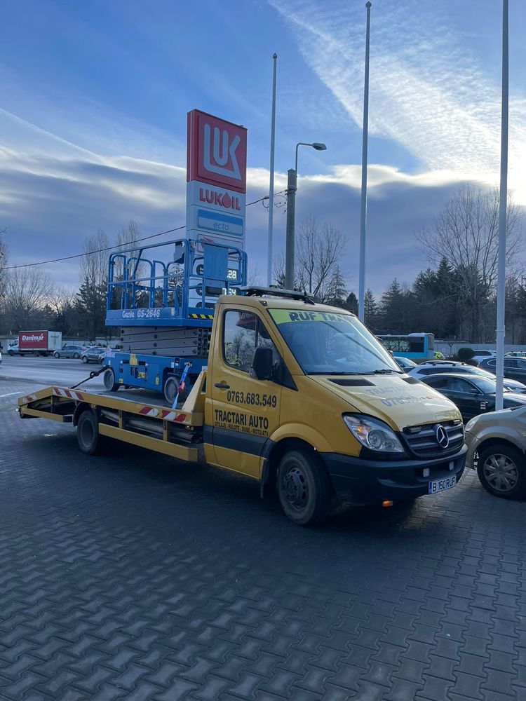 Tractari auto non stop Platforma dube utilaje rulote Asistenta rutiera