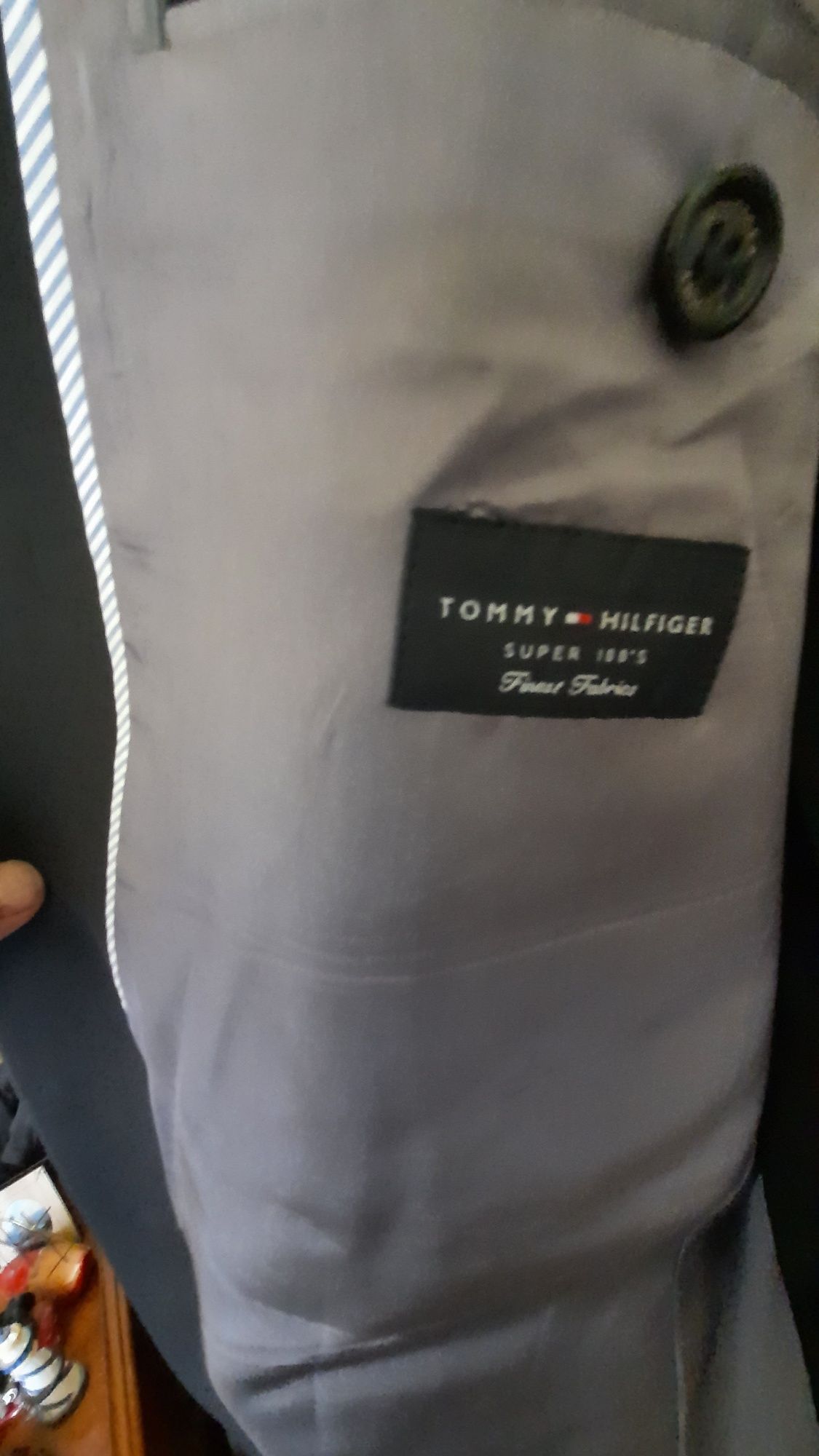 Costum bărbătesc Tommy Hilfiger