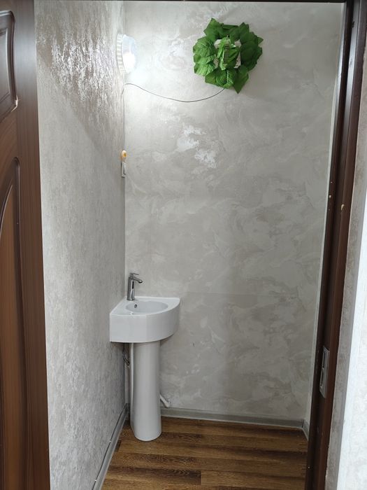 Ижарага нотурар бино/офис/дўкон (под офис)