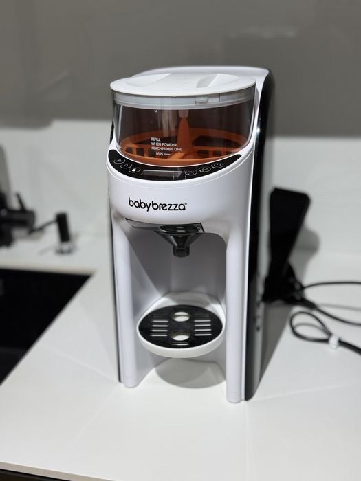 Baby Brezza   expresor  de lapte praf