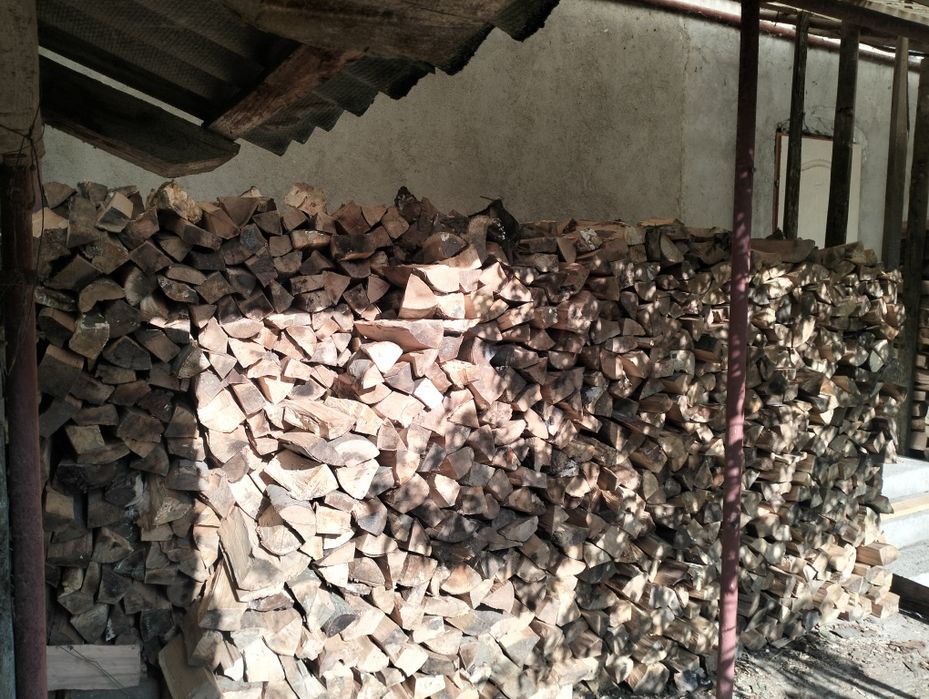 Lemne de foc (fag)crăpate și uscate 9mc