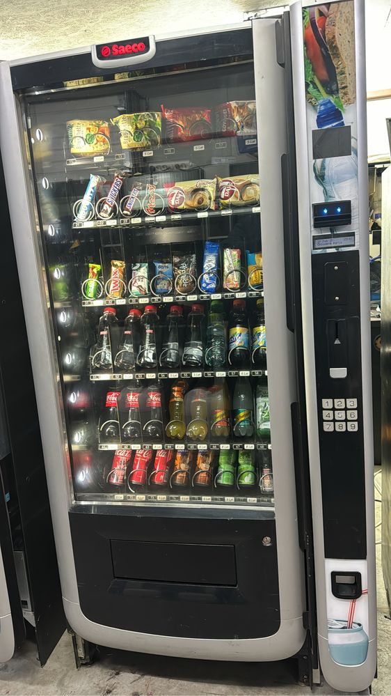 Vand 2 automate snak perfect functionale revizonate cu sistem plata