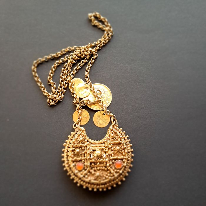 Стар медальон,сребро