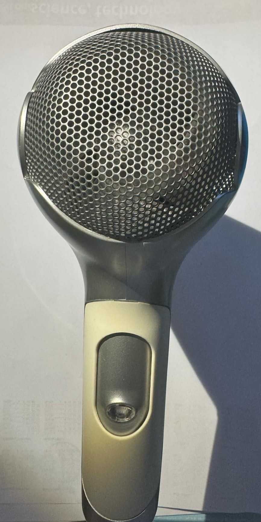 Сешоар Rowenta CV4220F0 2000W 3 степени Йонизираща функция Бял