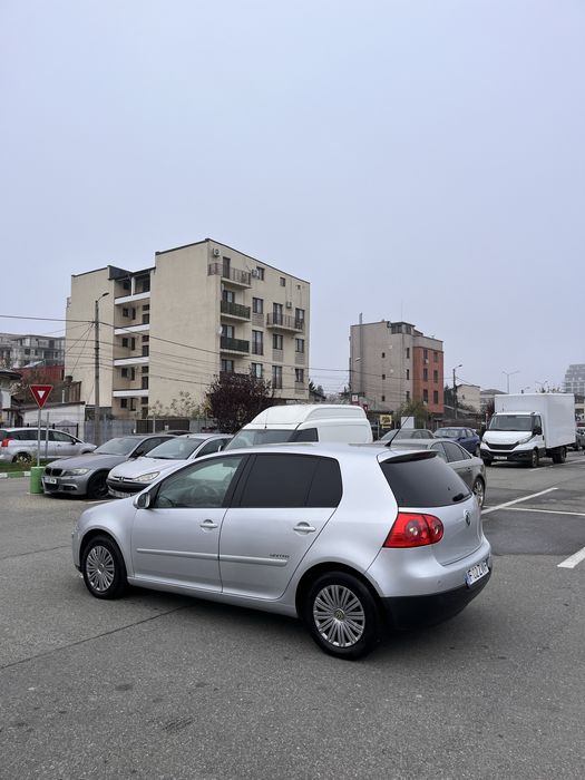 W Golf din 2009 motor 1.6 benzina km 220000 reali