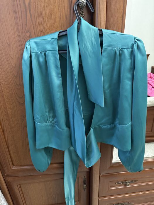 Рубашка атлас изумруд