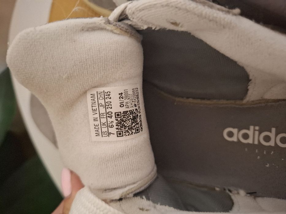 Маратонки Adidas  Campus сиви 40 размер