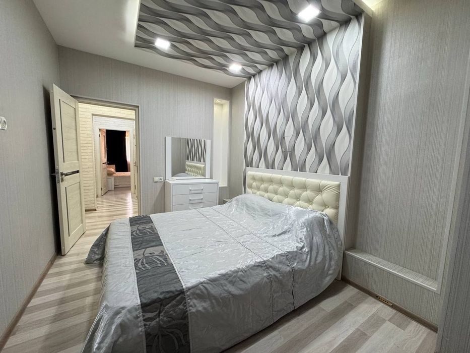 Сдается 2в3 ком квартира на метро Ойбек, ор-р: Angels Food, 65 м²