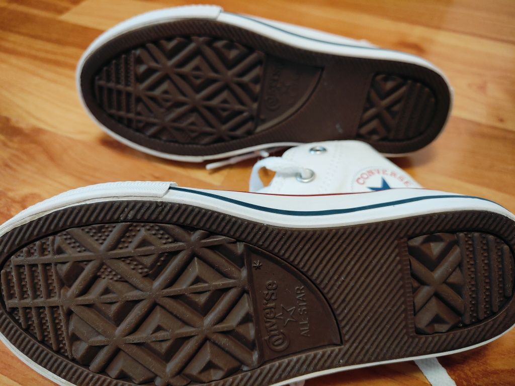 Converse marimea 30 albi