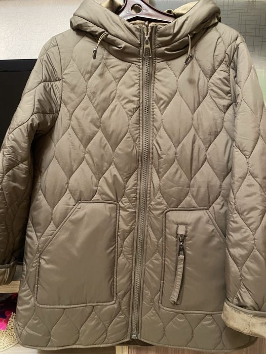 Продам новую женскую куртку на осень-весну 48 размера