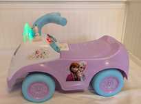 Masinuta Frozen cu activitati, cu sunete si luminite