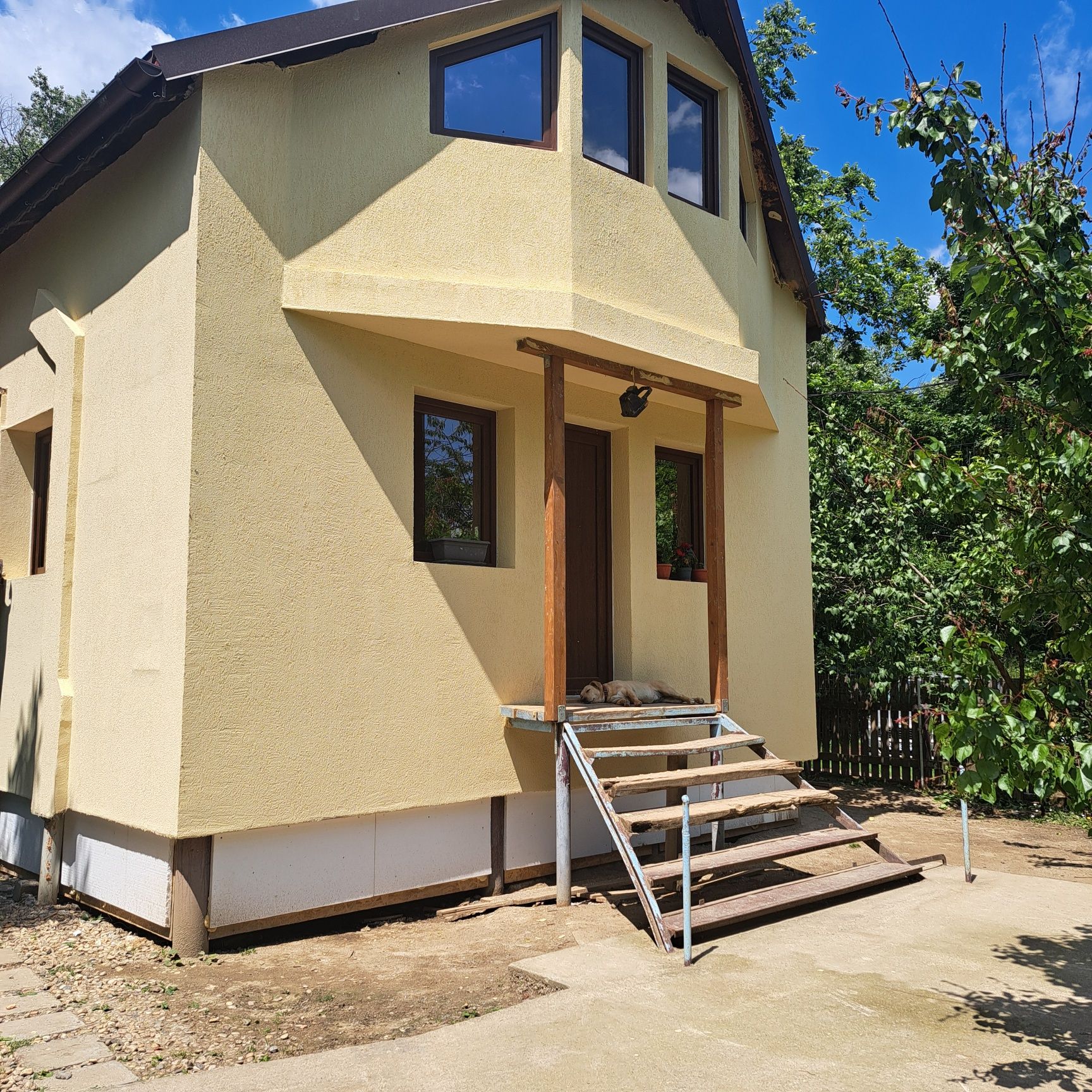 Casă de vacanță deosebită de vânzare – 3 Insule, Arad | 425 mp teren |