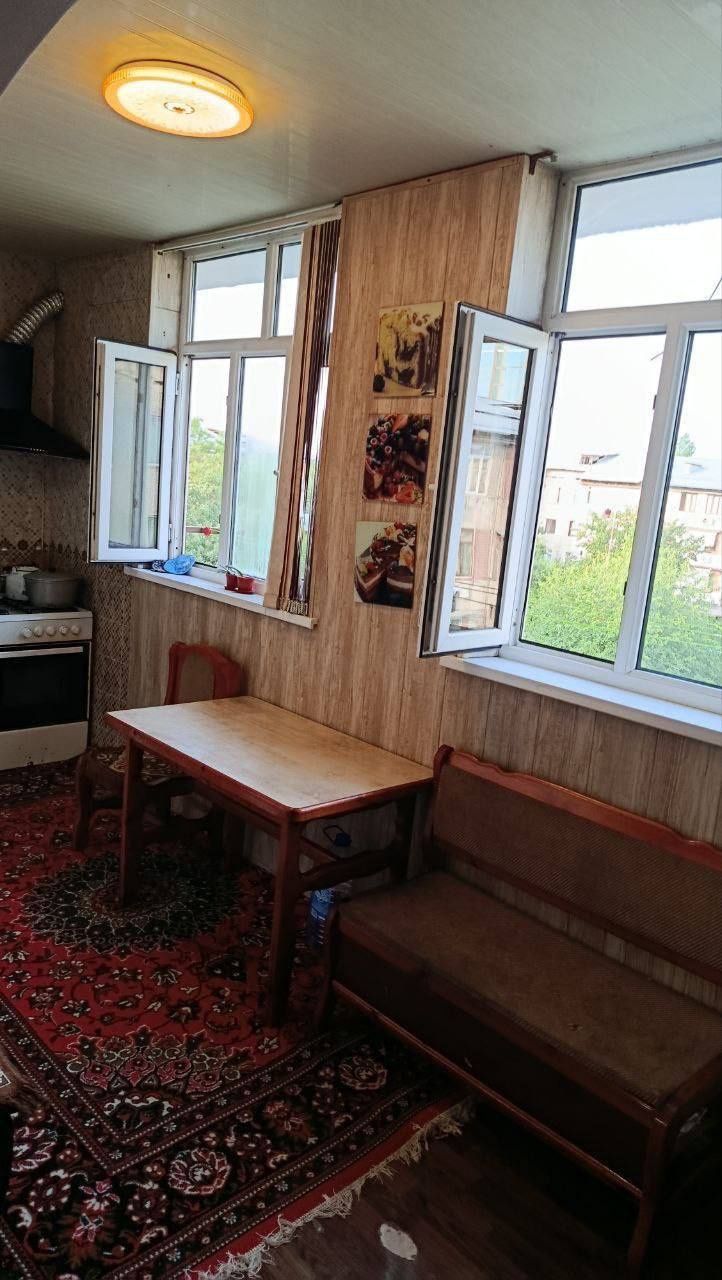 Кора-камиш 4 хона 66.000$ га срочный сотилади