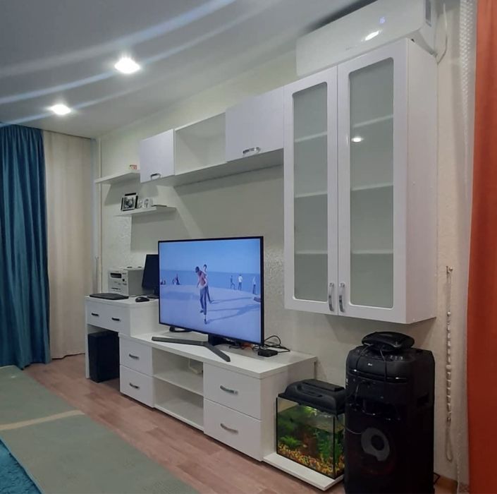 Продам стенку в отличном состоянии