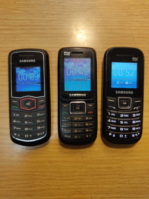 Nokia E71, Nokia 5030, Nokia 5800, Samsung S5 mini.