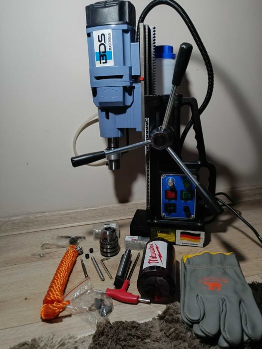 Masina de gaurit cu talpa magnetica BDS MAB525 PROFI 1950w NOU