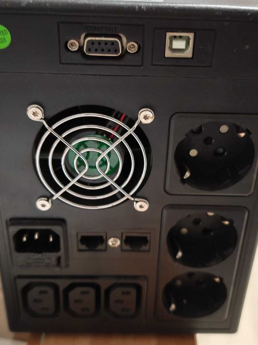 UPS FSP EP 1500, Line-inter. 1500VA/900W, 3 Prize Schuko, 12V/9 Ah x 2