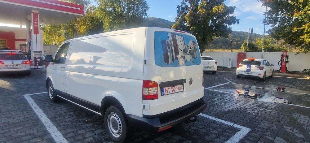 Volkswagen VW T5 2.0tdi 140CP automat 2-3 locuri si marfa 2014 Ac