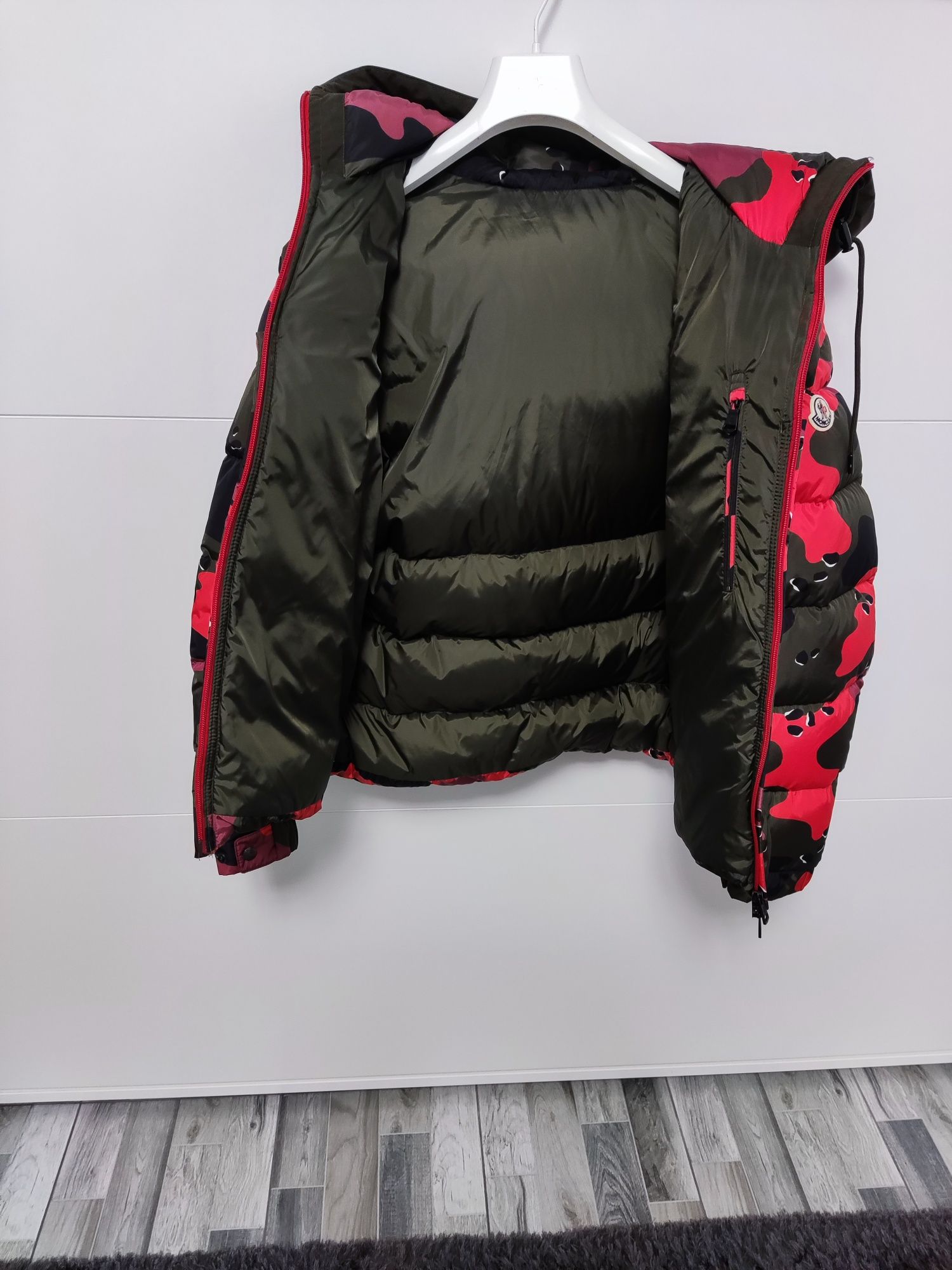 Geacă Moncler originală